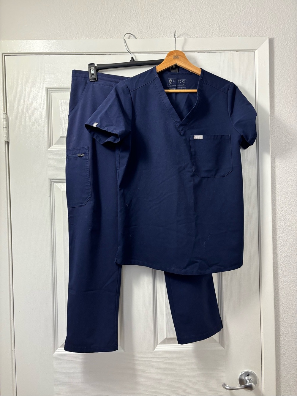 Figs Navy V-Neck Scrubs Set